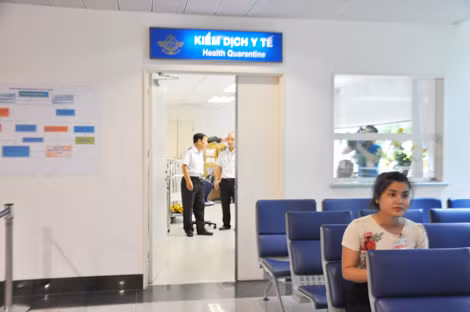 Hành khách có dấu hiệu nghi ngờ nhiễm Mers -Cov sẽ được cách ly tạm thời ngay tại khu vực Kiểm dịch Y tế quốc tế.