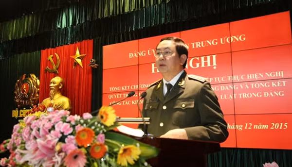 Đại tướng Trần Đại Quang, Ủy viên Bộ Chính trị, Bí thư Đảng ủy Công an Trung ương, Bộ trưởng Bộ Công an phát biểu tại Hội nghị.