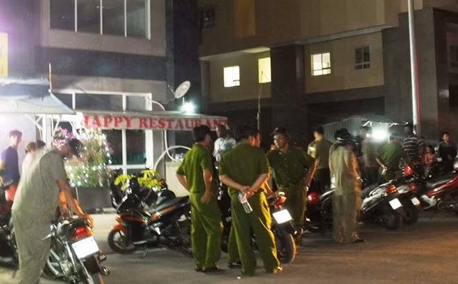 Các đơn vị tiến hành kiểm tra hành chính và đưa số người nước ngoài gốc Phi về trụ sở làm ẽo
