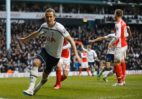Kane bất ngờ nổi tiếng sau 2 bàn vào lưới Arsenal.