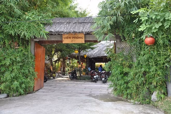Võ đường Liên Phong do Trí Nguyễn thành lập.