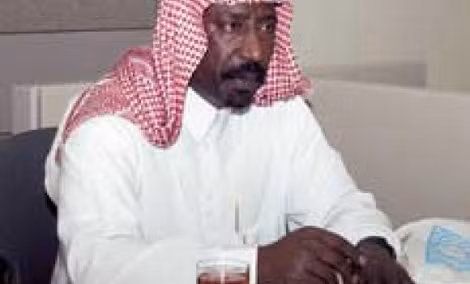 Đao phủ Beshi không ngại lộ mặt và chia sẻ về công việc đặc biệt của mình. Ảnh: Arab News.