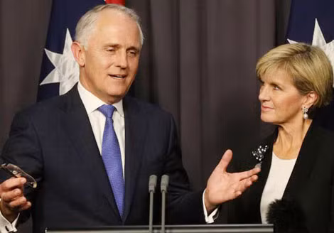 Ông Malcolm Tumbull và bà Julie Bishop.