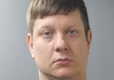 Sỹ quan cảnh sát Jason Van Dyke.