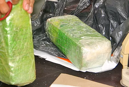 Tang vật ma túy đá đã được cơ quan công an thu giữ