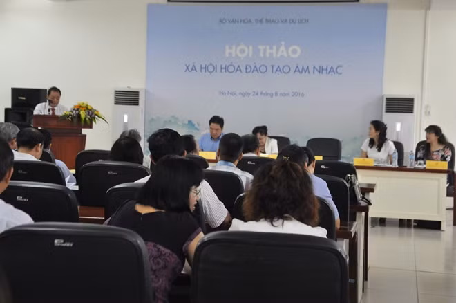 Hội thảo về xã hội hóa đào tạo âm nhạc thu hút sự tham gia của đông đảo các chuyên gia, nhà quản lý, người giảng dạy âm nhạc trên cả nước