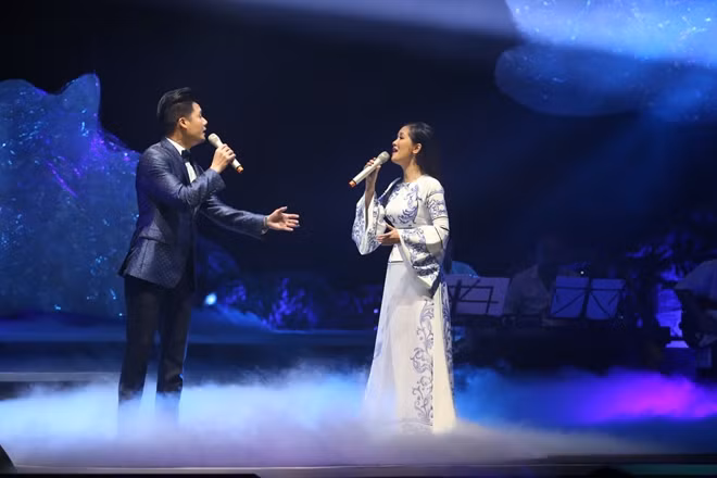 Hồng Nhung, Quang Dũng song ca trong đêm nhạc