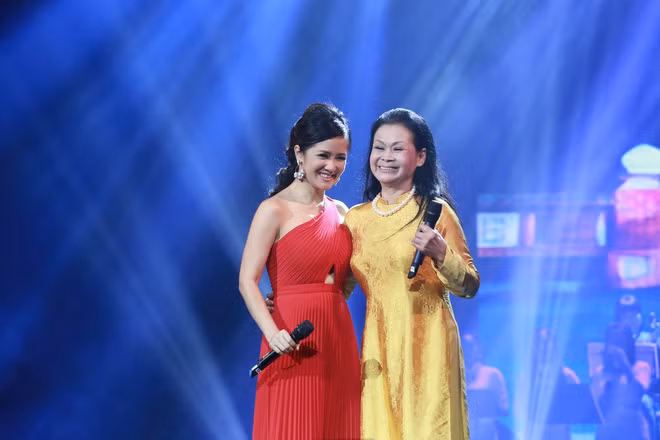 Khánh Ly, Hồng Nhung - 2 bóng hồng trong cuộc đời cố nhạc sĩ tài hoa họ Trịnh
