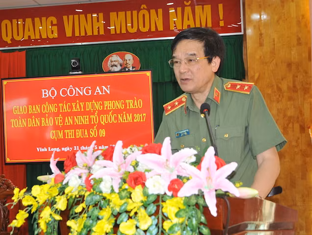 Trung tướng Nguyễn Văn Khảo, Cục trưởng Cục xây dựng phong trào TDBV ANTQ thông qua báo cáo công tác.