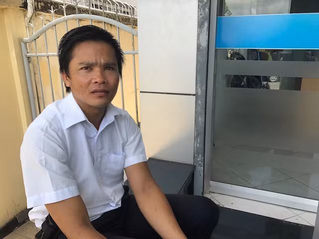 Anh Thịnh, nhân viên bảo vệ kể lại sự việc.