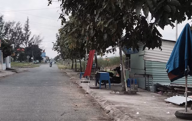 Nơi xảy ra vụ cướp khá vắng vẻ, ít người qua lại.