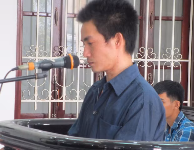 Bị cáo tại phiên toà. Bị cáo tại phiên toà.