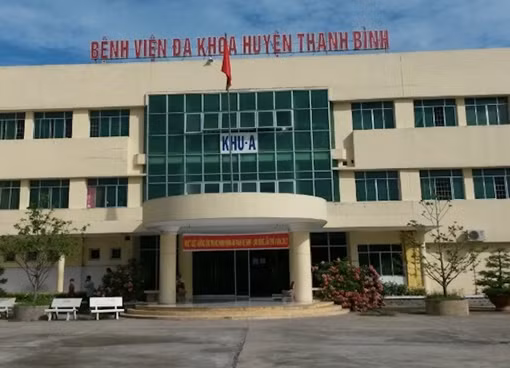 Kỷ luật giám đốc bệnh viện “bổ nhiệm” thần tốc con trai