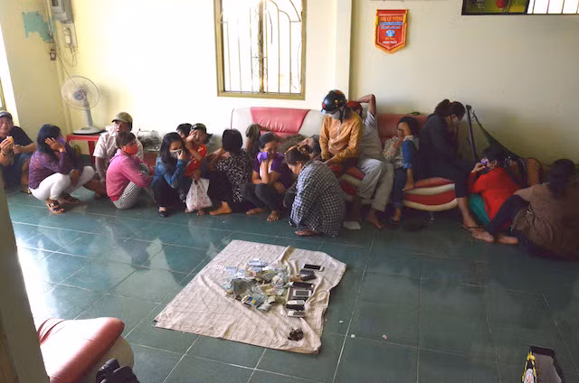 Những người tham gia đánh bạc chủ yếu là phụ nữ.