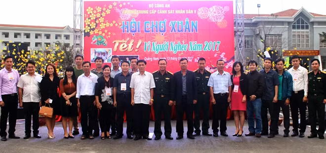 Hội chợ xuân là hoạt động thường niên của Trường T52 và đây là lần thứ 3 nhà trường tổ chức chương trình đầy ý nghĩa này.