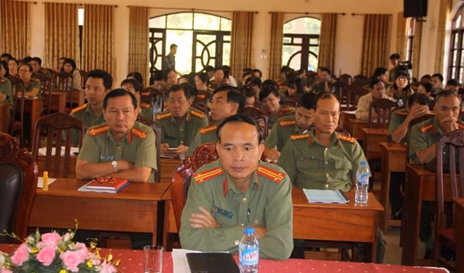 Tập huấn nâng cao năng lực bảo vệ môi trường và ứng phó với biến đổi khí hậu trong CAND