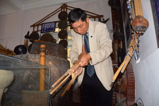 Chỉ tính riêng khu trưng bày nhạc cụ đã có hàng trăm nhạc cụ truyền thống của đồng bào các dân tộc Tây Nguyên, trong đó có nhiều loại mà đến bây giờ có lẽ chỉ còn lại ở nơi này.