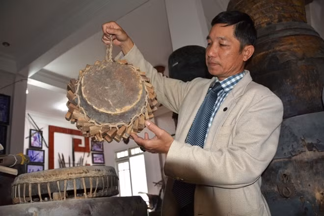 Theo Thượng tá Đặng Minh Tâm, đến nay anh đã sưu tầm được khoảng 30.000 hiện vật gắn liền với đời sống sinh hoạt, văn hóa, tín ngưỡng bà con các dân tộc Tây Nguyên. Ngoài trưng bày tại gia đình để phục vụ nhu cầu học tập của sinh viên, các nhà nghiên cứu, anh Tâm còn gửi đi trừng bày ở nhiều nơi.