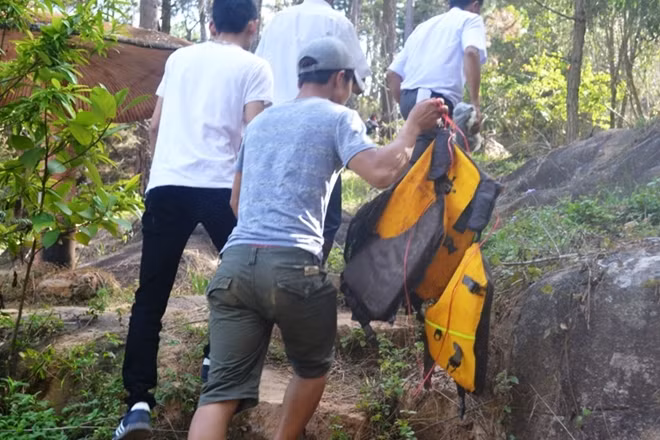 Chiếc áo của một nạn nhân