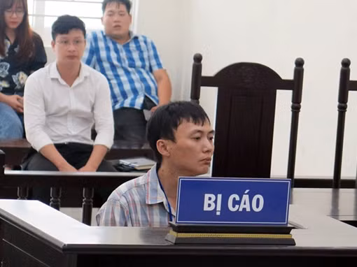 Chiếm đoạt tài sản từ đánh cắp thông tin cá nhân trên mạng