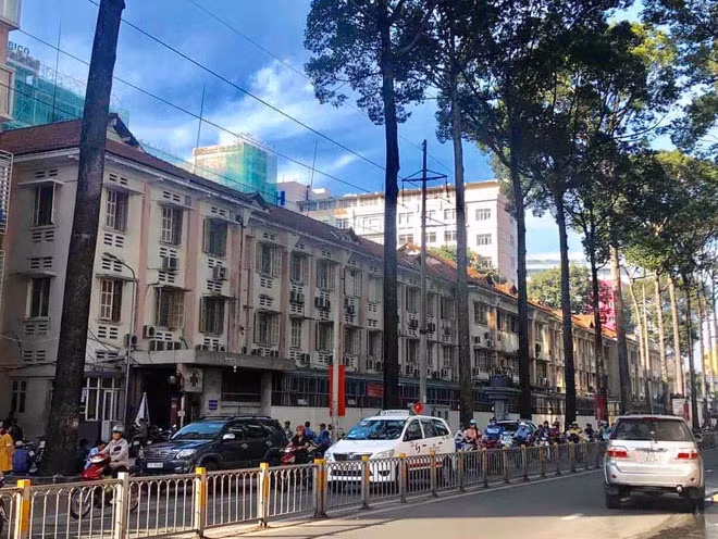 Viện sản Từ Dũ lớn nhất nhì đất nước có nhiều nỗi niềm hiếm muộn tá túc kề bên.