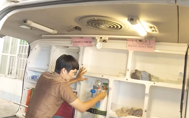 Lúc đầu khi mới đi vào hoạt động, đội cấp cứu chỉ có 2 xe ôtô nhưng đã thực hiện hàng chục chuyến chuyển bệnh nhân, nạn nhân bị TNGT an toàn.