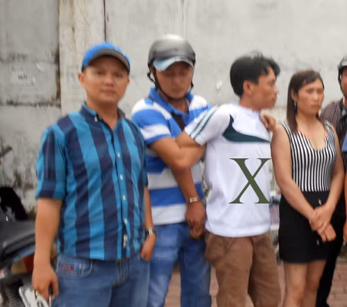 Chủ quán tên Dũng (X) bị khống chế.