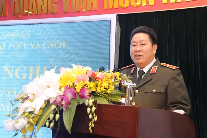 Thứ trưởng Bùi Văn Thành phát biểu tại Hội nghị.