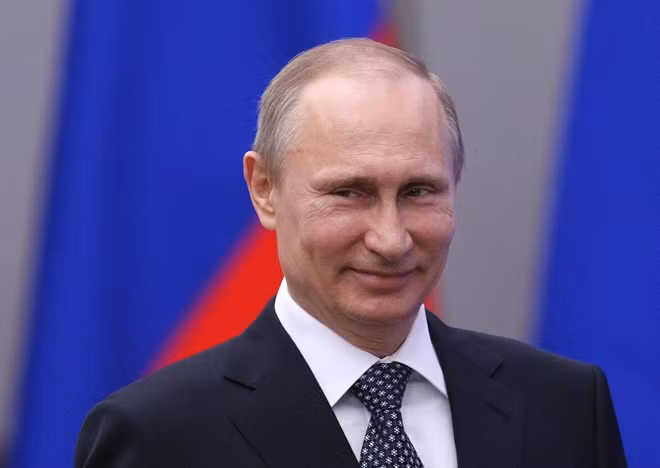 “Tổng thống Putin đang xem xét nỗ lực khôi phục quan hệ giữa Nga và phương Tây, nhưng khả năng ông làm được điều này sẽ phụ thuộc vào một người - Alexei Kudrin”, tờ Financial Times nhận định.