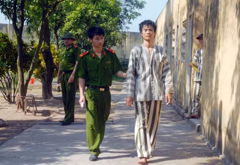 Dẫn giải đối tượng Hà Văn Tỉnh.
