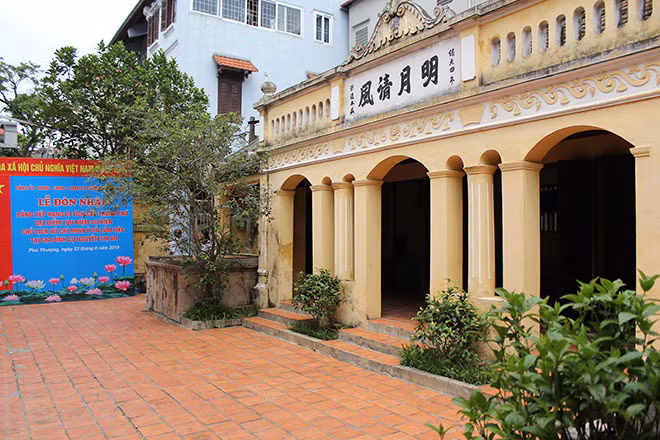Ngôi nhà và những kỷ vật về Bác Hồ được ông Công Ngọc Dũng giữ gìn chăm sóc hết mức cẩn thận chu đáo.