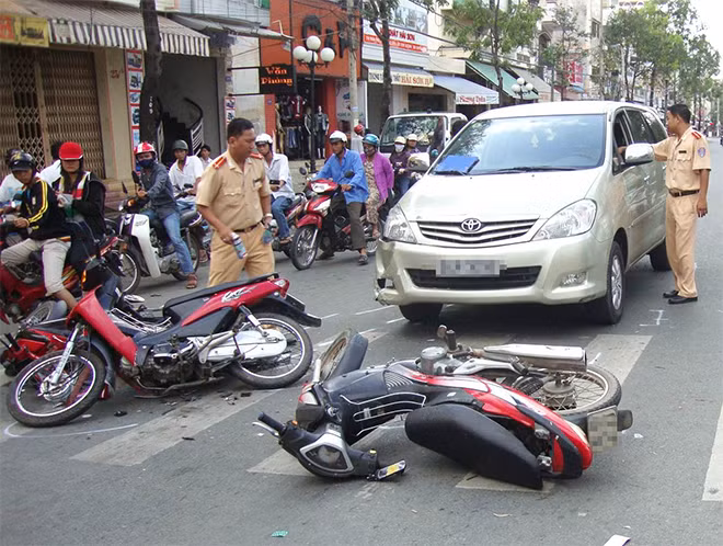Tai nạn giao thông tuy giảm cả 3 chỉ số nhưng vẫn diễn biến phức tạp.