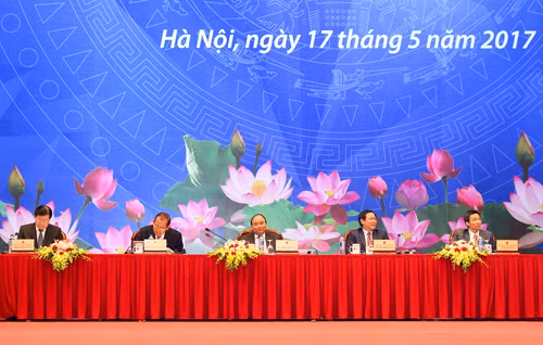 Thủ tướng Nguyễn Xuân Phúc và các Phó Thủ tướng: Trương Hòa Bình, Vương Đình Huệ, Vũ Đức Đam, Trịnh Đình Dũng tại Hội nghị. Ảnh: VGP/Quang Hiếu