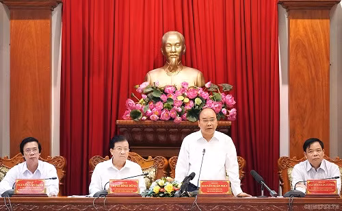Thủ tướng Nguyễn Xuân Phúc phát biểu tại buổi làm việc - Ảnh: VGP/Quang Hiếu Thủ tướng Nguyễn Xuân Phúc phát biểu tại buổi làm việc - Ảnh: VGP/Quang Hiếu