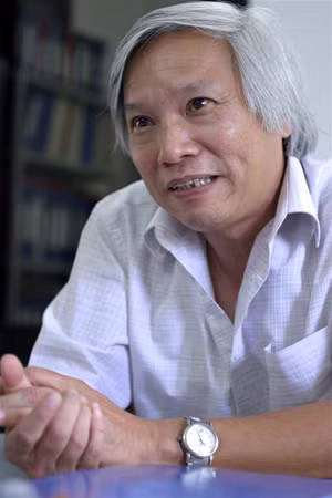 PGS - TS Nguyễn Văn Huy.
