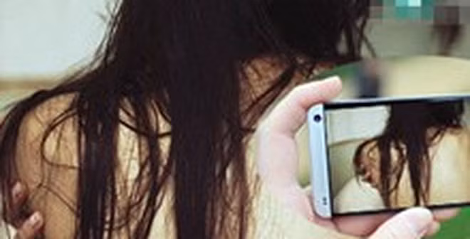 Tung clip sex người tình lên mạng để trả thù. Ảnh minh họa: CTV