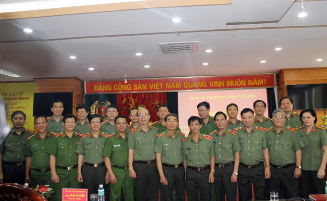 Các đại biểu tham dự lớp bồi dưỡng công tác Đảng.