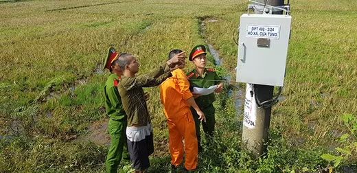 Dùng “thủ thuật” ngắt cầu chì, phá khóa trạm biến áp trộm thiết bị điện