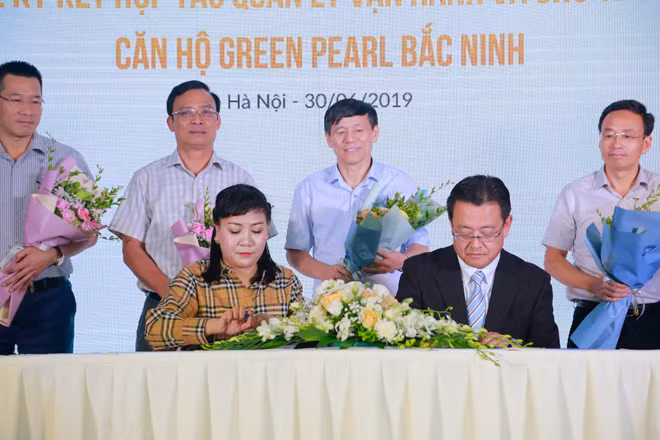 Lễ ký hợp tác giữa CĐT Nhân Đạt Tiến và Công Ty Cổ phần Dịch vụ Quản lý Tài sản và Đầu tư Asahi Japan. Lễ ký hợp tác giữa CĐT Nhân Đạt Tiến và Công Ty Cổ phần Dịch vụ Quản lý Tài sản và Đầu tư Asahi Japan.