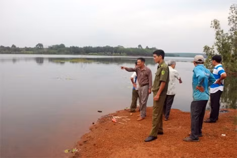 Khu vực cháu Trần Đức Đông cứu bạn đuối nước trước khi tử vong vì kiệt sức. Khu vực cháu Trần Đức Đông cứu bạn đuối nước trước khi tử vong vì kiệt sức.