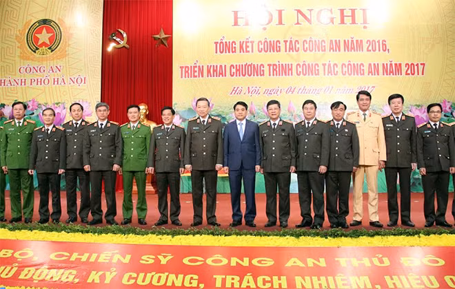 Bộ trưởng Tô Lâm với các đại biểu tham dự Hội nghị.