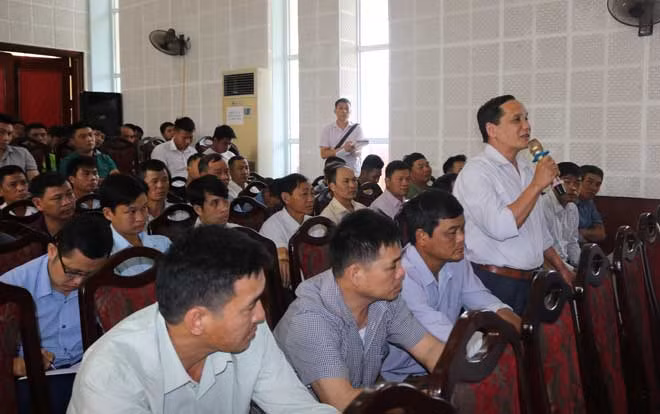 Nhiều ý kiến góp ý, phản ánh về giải quyết thủ tục hành chính của lực lượng công an tỉnh. Nhiều ý kiến góp ý, phản ánh về giải quyết thủ tục hành chính của lực lượng công an tỉnh.