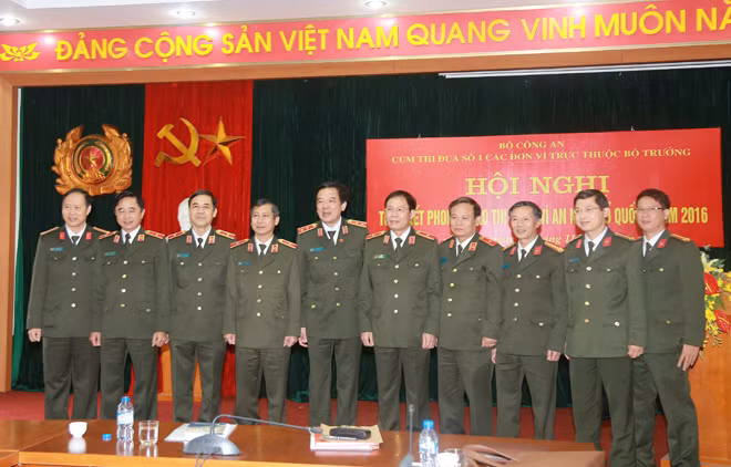 Các đại biểu dự Hội nghị.