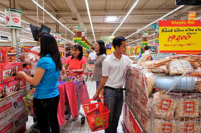 Những tranh chấp trong vay tiêu dùng cần được giải quyết đúng pháp luật. Ảnh minh họa: CTV