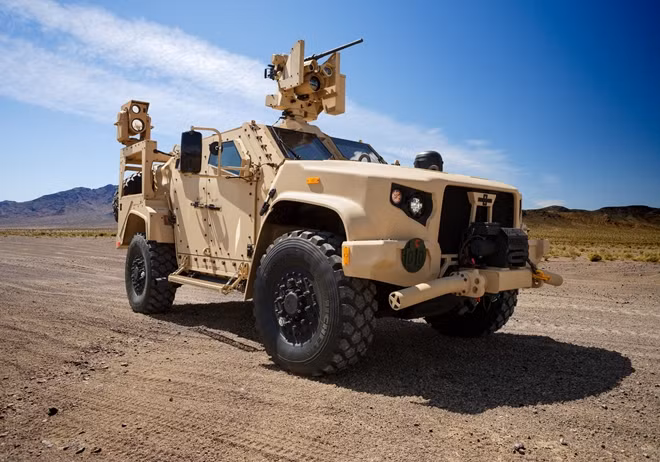 Tập đoàn Oshkosh đã tăng 156% doanh số bán vũ khí trong năm 2010 sau khi giành được hợp đồng M-ATV.