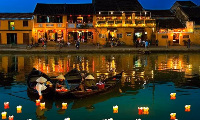 Đây là chương trình văn hóa nghệ thuật đặc sắc dành cho người dân và du khách tại phố cổ Hội An.