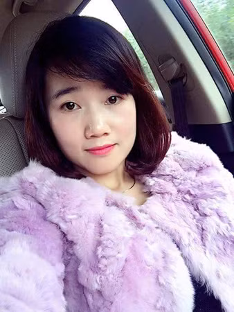 Nguyễn Thị Lam với vẻ ngoài hào nhoáng nhờ vào những đồng tiền rút ruột từ tài khoản của khách VIP.