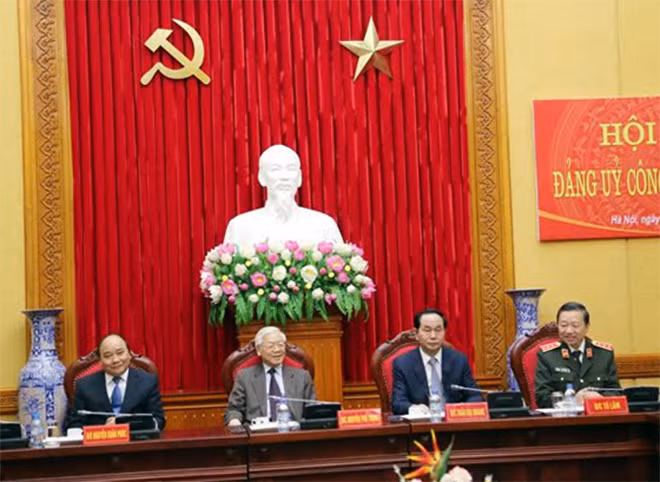 Các đồng chí trong Thường vụ Đảng ủy Công an Trung ương tại Hội nghị