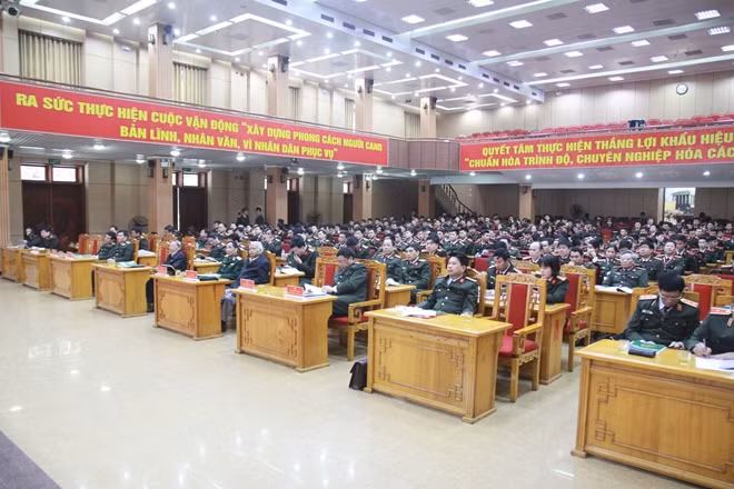 Các đại biểu dự Hội thảo.
