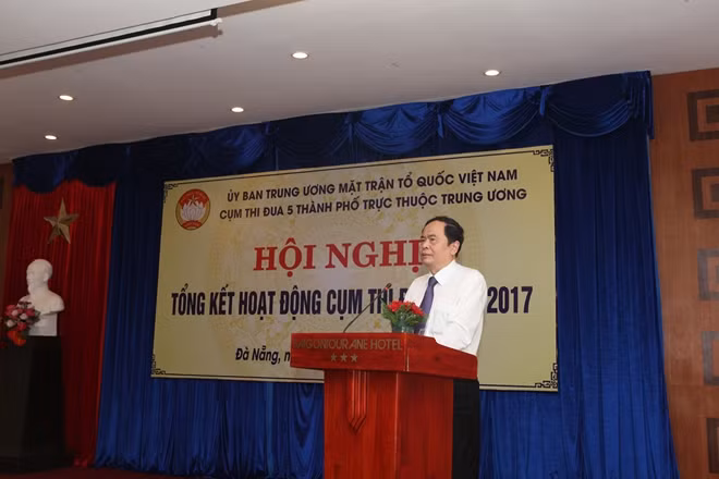 Chủ tịch Trần Thanh Mẫn phát biểu tại Hội nghị.